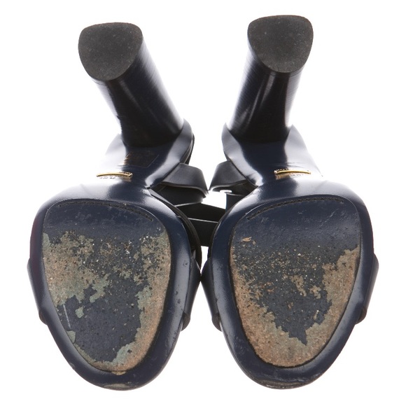 Gucci Leather Sandals - Picture 3 of 4